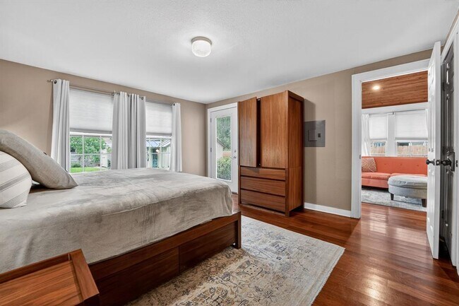 Building Photo - 4525 Avenue B