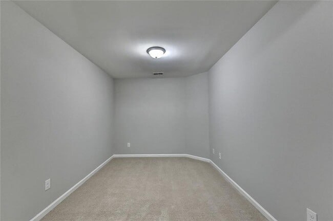 Building Photo - 7325 Heritage Oak Ct