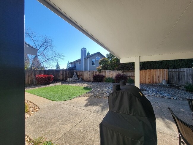 Building Photo - Charming single-family home in Briggs Ranch neighborhood!