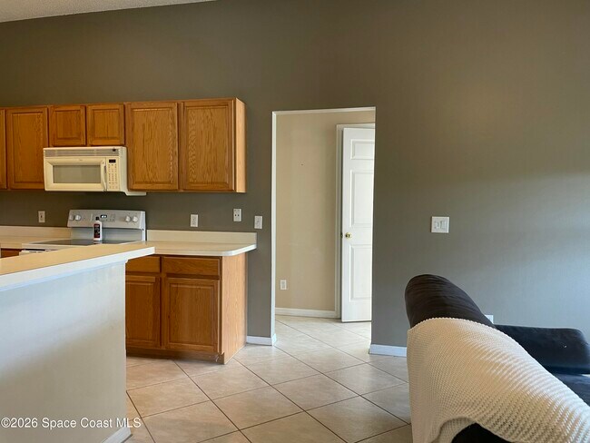 Building Photo - 4521 Decatur Cir