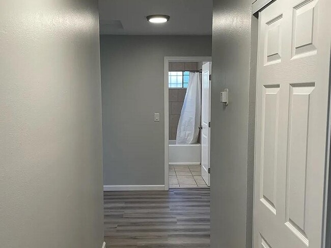 Building Photo - 116 Evelyn Cir