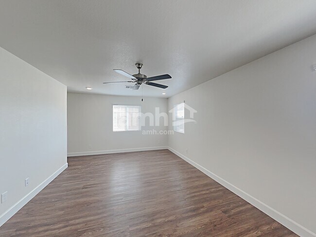 Building Photo - 1710 Viaggio Ave