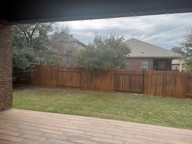 Building Photo - 13704 Camp Comfort Ln