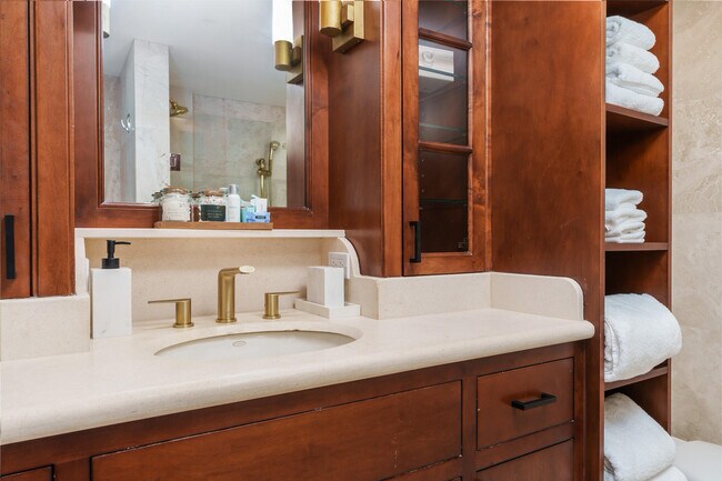 Building Photo - 1111 S Ocean Blvd