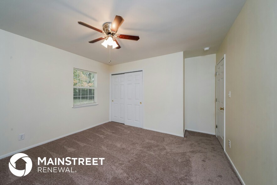 Building Photo - 6001 Reigh Count Dr