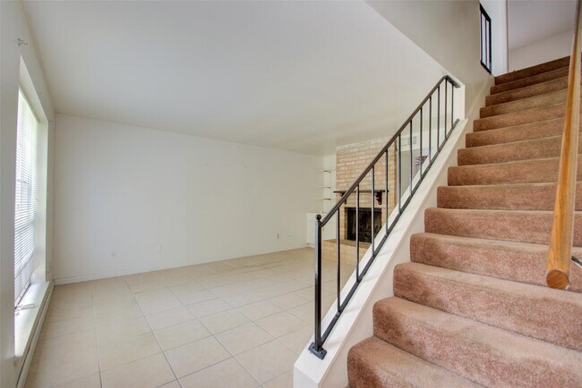 Building Photo - 4124 Belle Park Dr