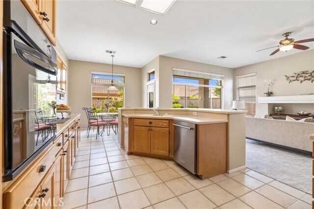 Building Photo - 78462 Palm Tree Ave