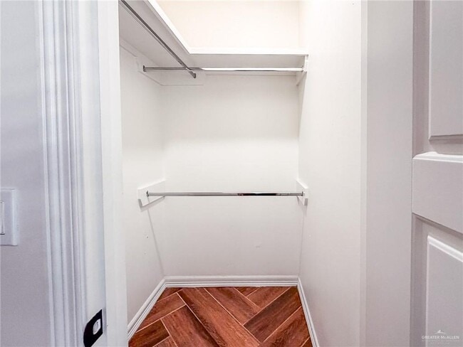 Building Photo - 17 N 9th St