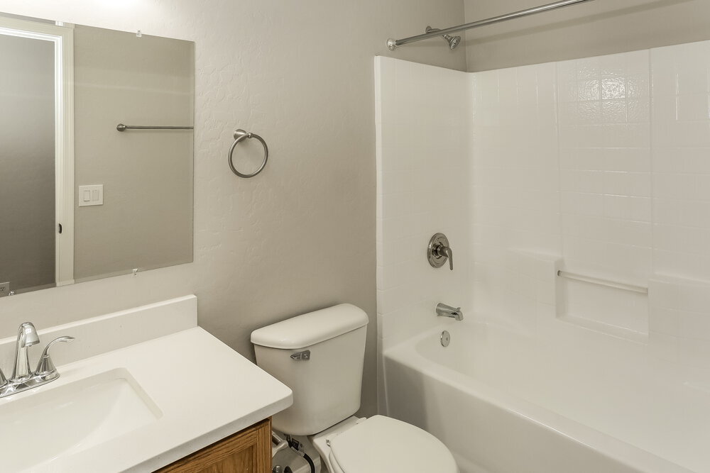 Building Photo - 2709 N 107th Dr