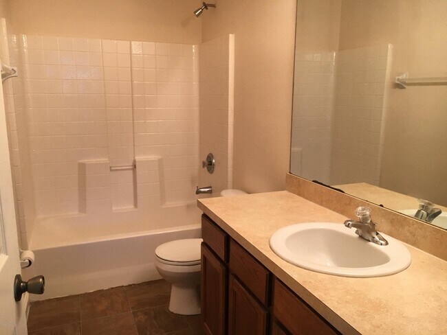Building Photo - 4314 Canby Dr