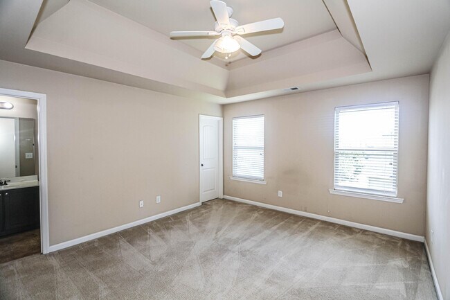 Building Photo - 1357 Highwoods Pass