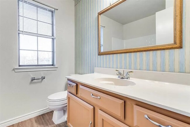 Bathroom - 2700 Cornell Dr