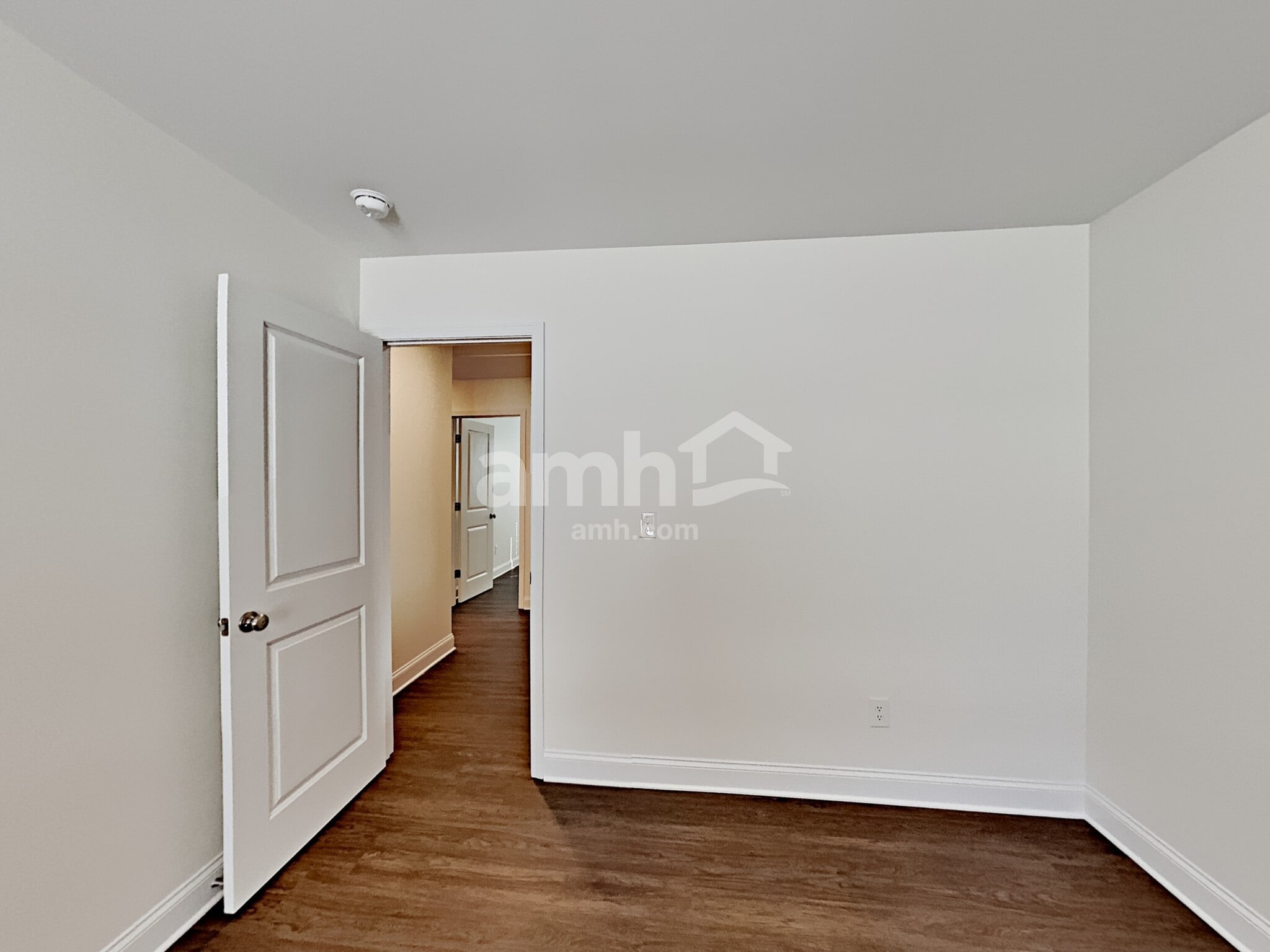 Building Photo - 209 Stowe Rd