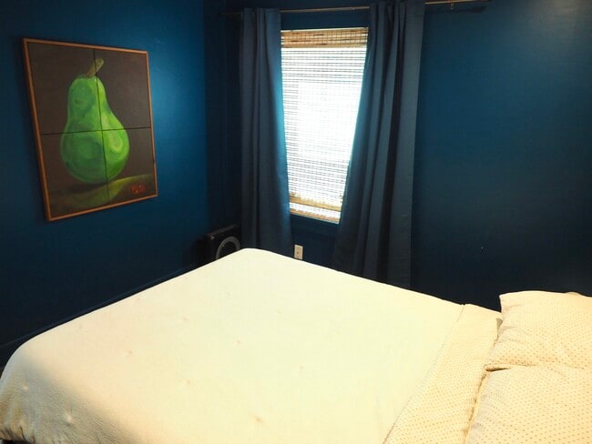 Primary Bedroom - 1402 Eva St