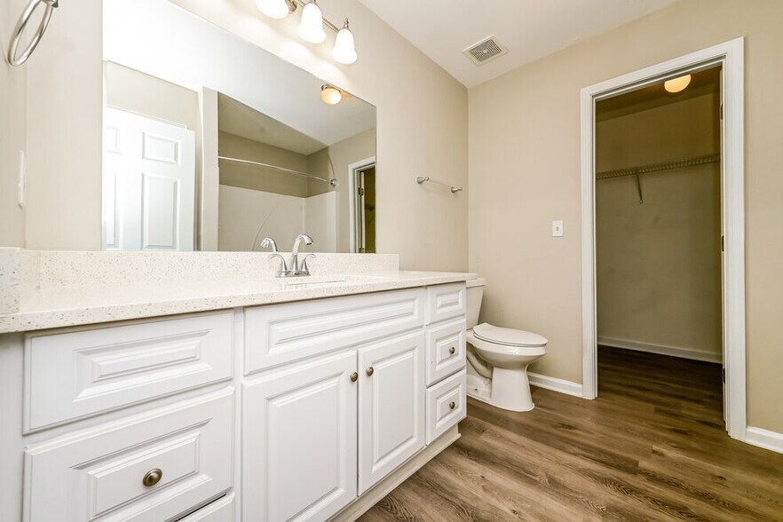 Building Photo - 1456 Arbor Pl Dr