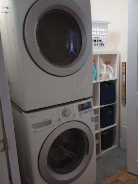In-unit laundry - 28 Robbins St