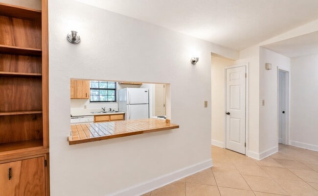 Building Photo - 4777 Leah Ln