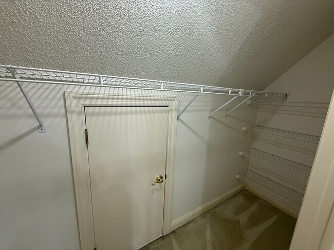 Building Photo - Spacious 5-Bedroom Home on a Corner Lot in...
