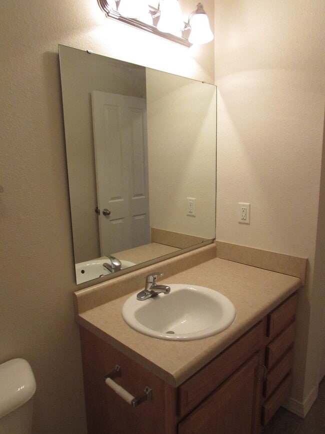 Building Photo - 6185-MF1-E1