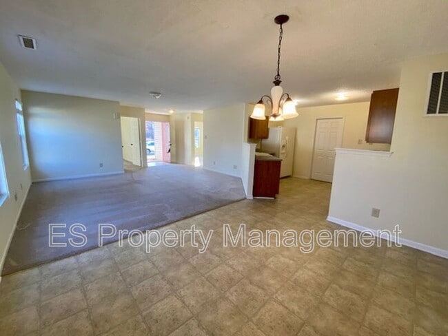 Building Photo - 10264 Cumberland Pointe Blvd