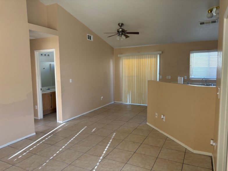 Building Photo - 4176 Riker Ave