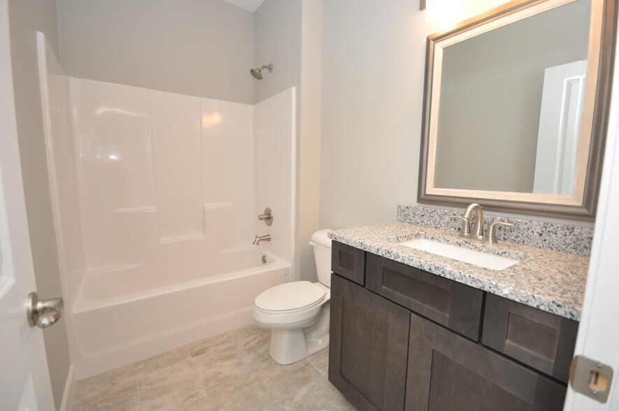 Building Photo - 7132 Remington Villa Dr