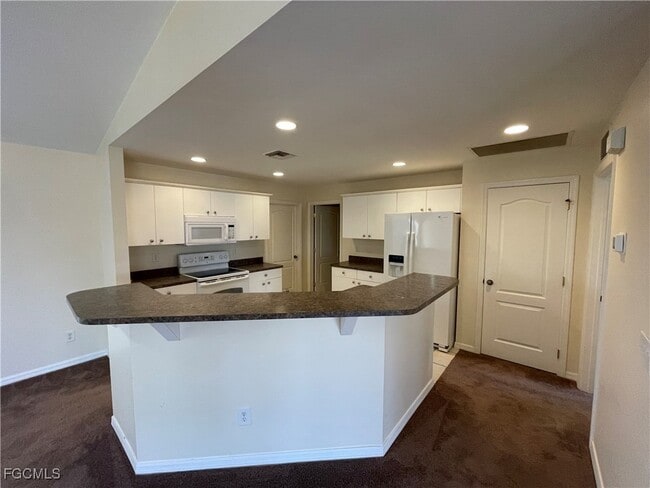 Building Photo - 2639 NW 24th Pl