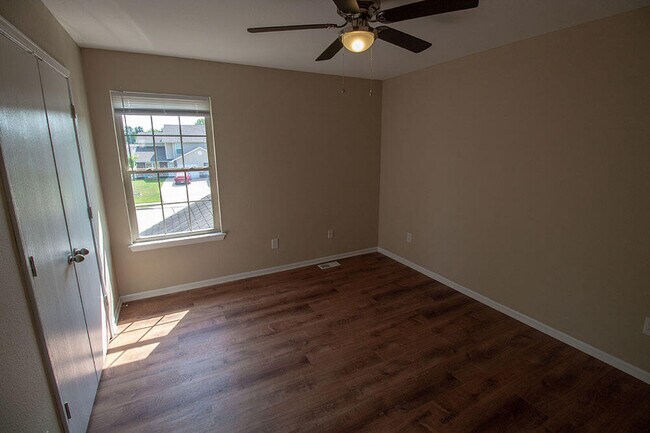 Building Photo - 5307 Currituck Ln