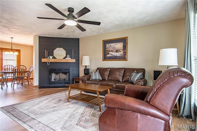 Building Photo - 19 Christine Dr