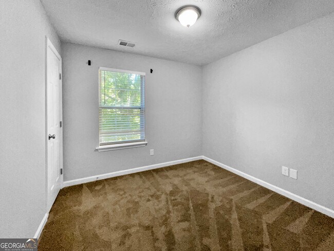 Building Photo - 1032 Winterglen Way