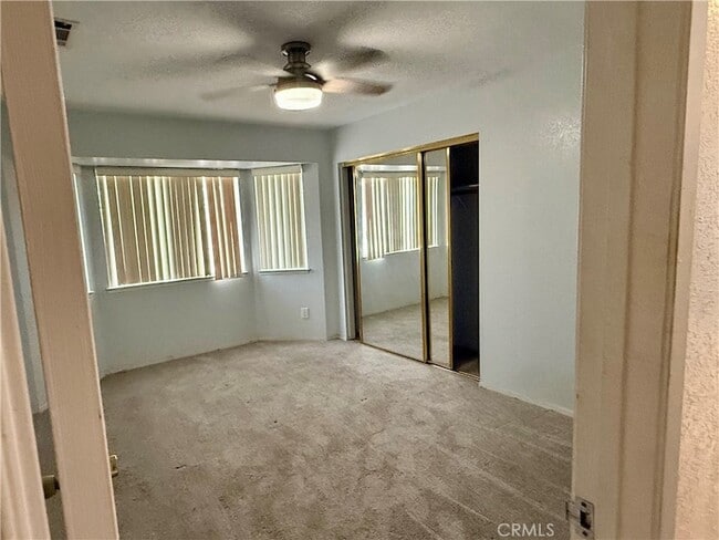 Building Photo - 18693 Albany St