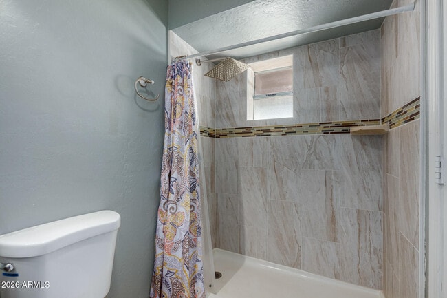 Building Photo - 5309 N 22nd Dr