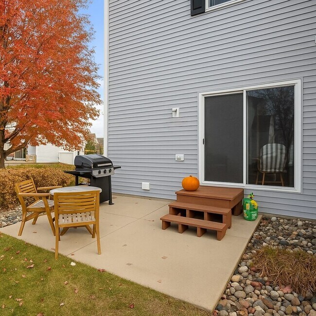 Building Photo - 15531 Flyboat Ln
