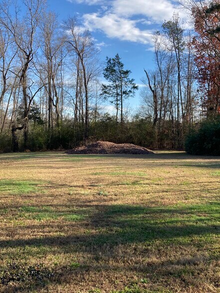 Backyard - 2227 Wildcat Creek Rd