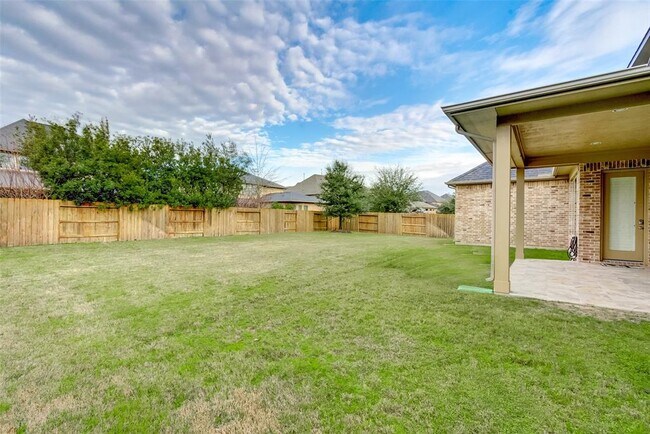 Building Photo - 10307 Latta Creek Dr