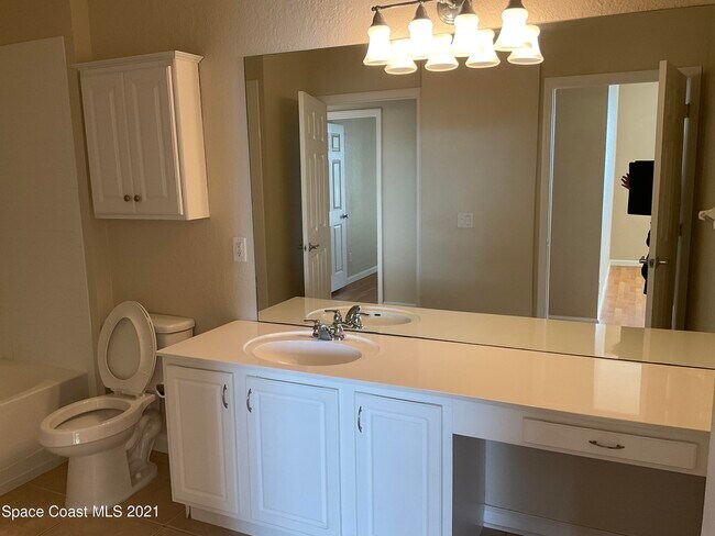 Building Photo - 1626 Peregrine Cir