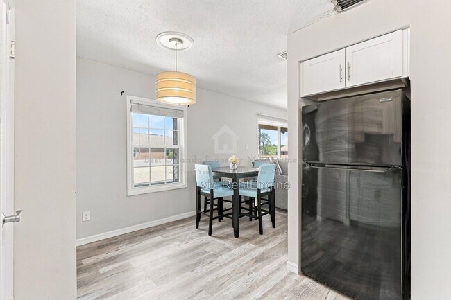 Building Photo - 525 Georgetown Dr