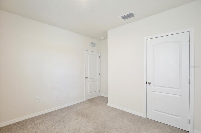 Building Photo - 1372 Sugarwood St