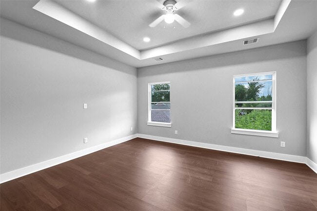 Building Photo - 7940 Angus St