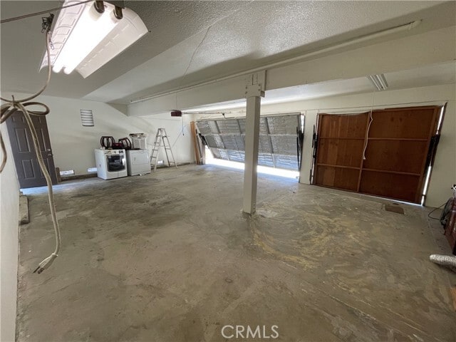 Building Photo - 955 Longview Dr