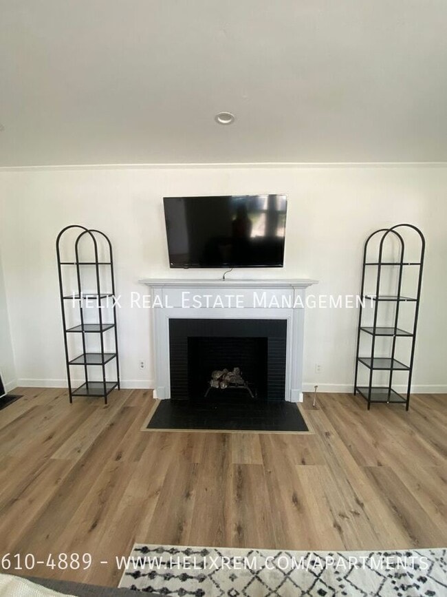 Building Photo - 5057 N Colfax Ave