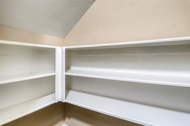 Building Photo - 24558 Folkstone Cir