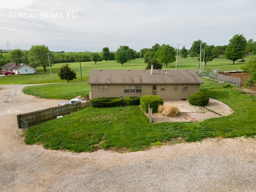 Building Photo - 23250 W 75th St
