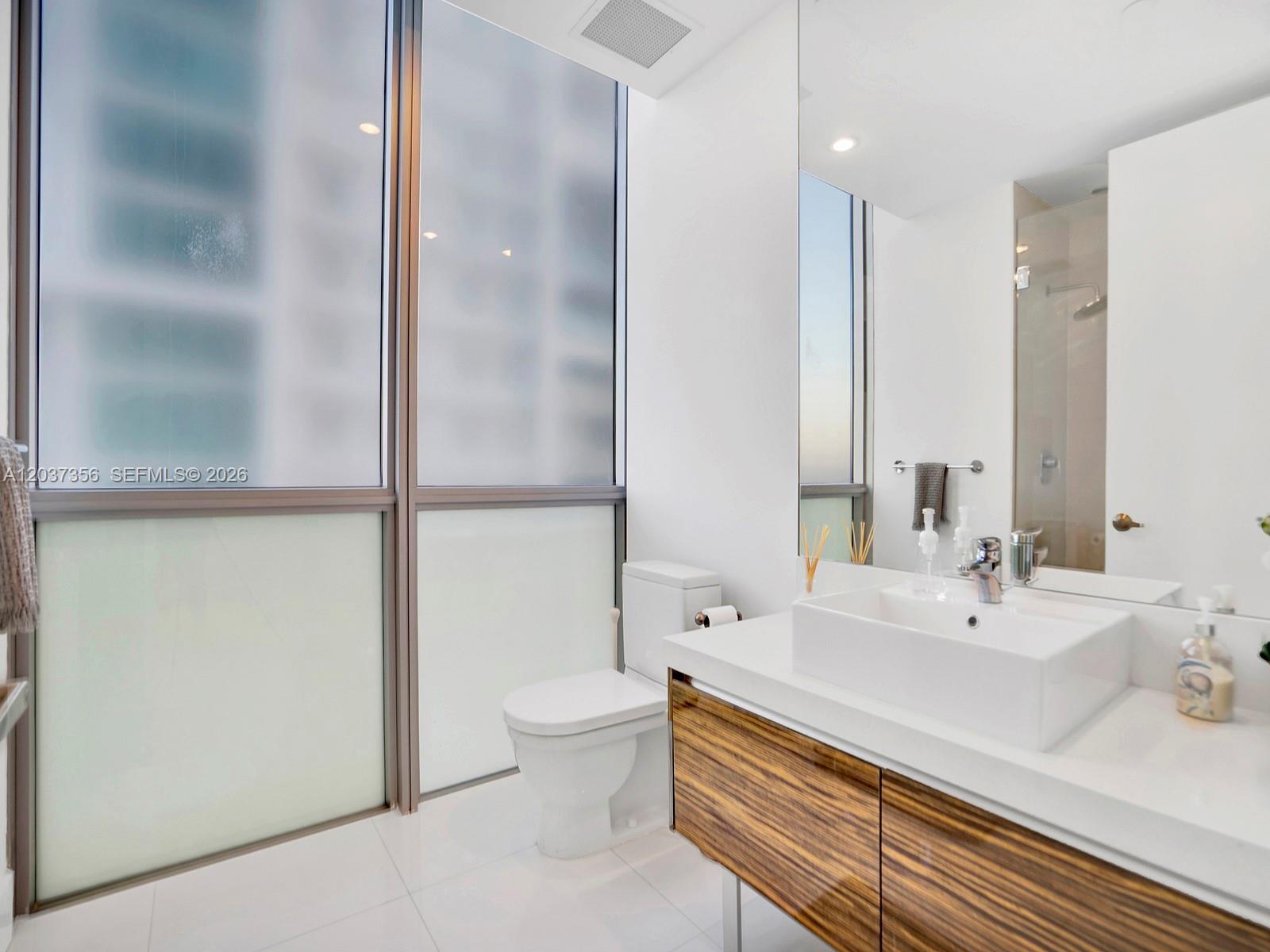 Building Photo - 1100 Biscayne Blvd