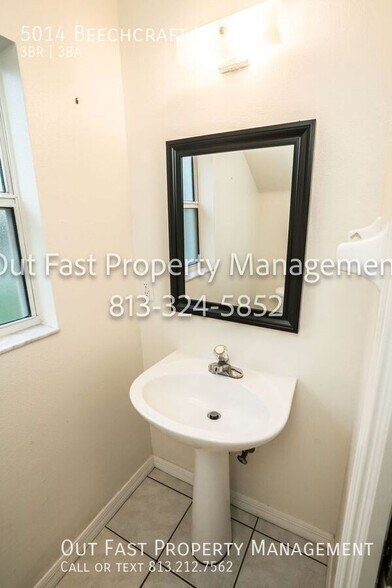 Building Photo - 5014 Beechcraft Way