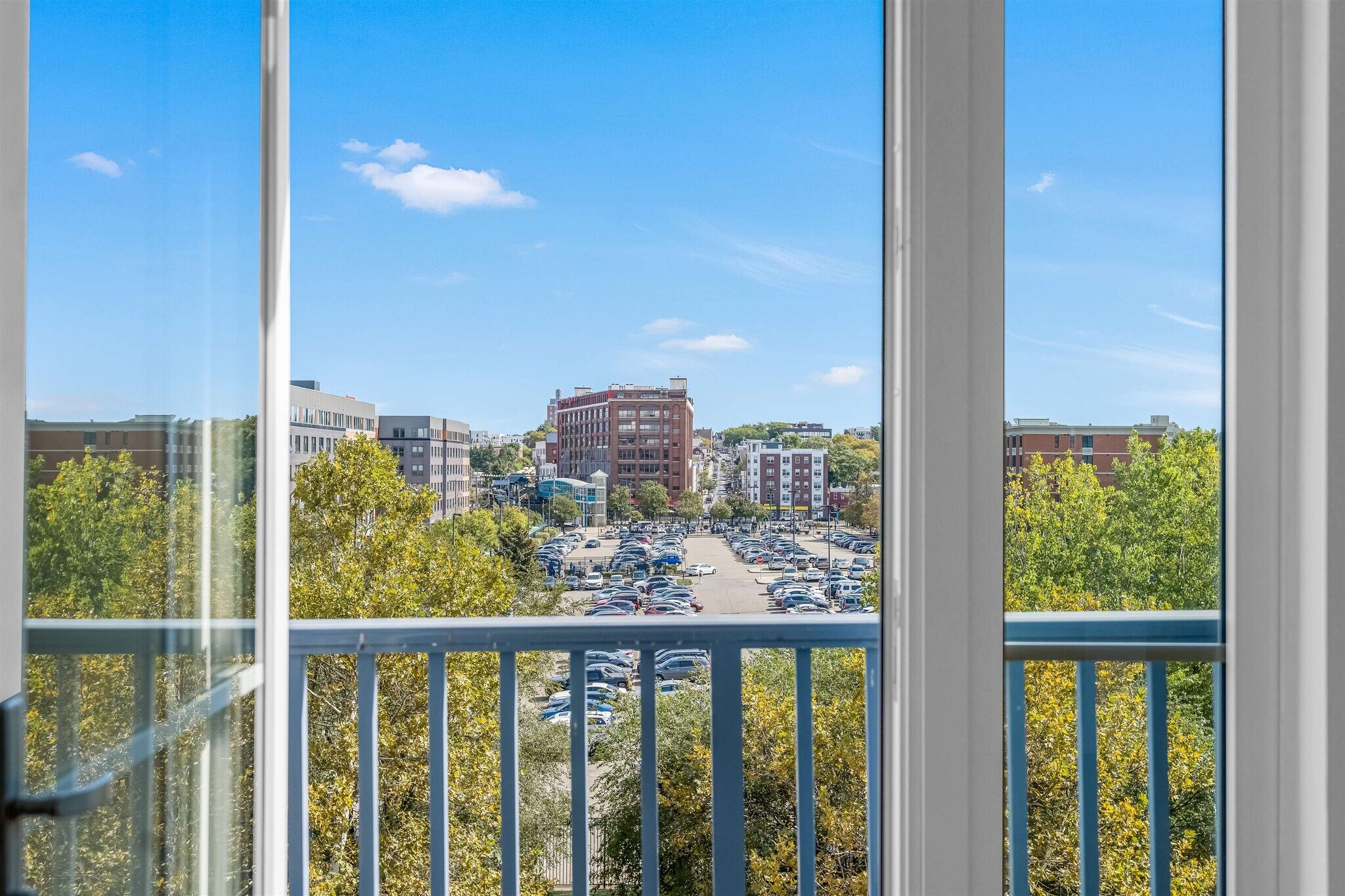 Building Photo - 55 Mallory Ave