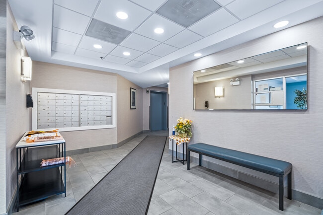 Building Photo - 6400 W Berteau Ave