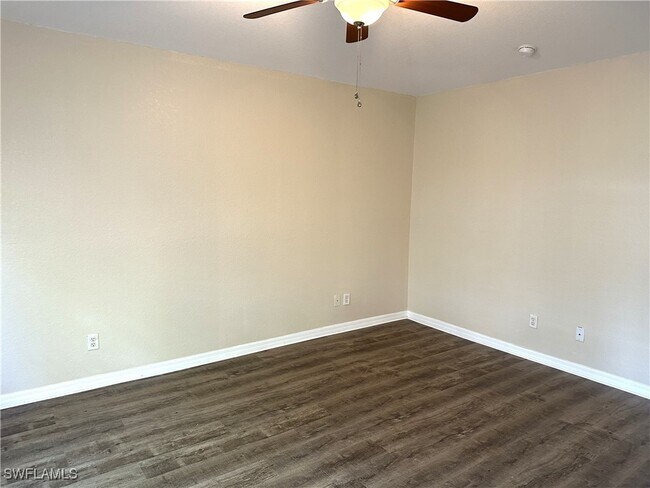 Building Photo - 9638 Roundstone Cir