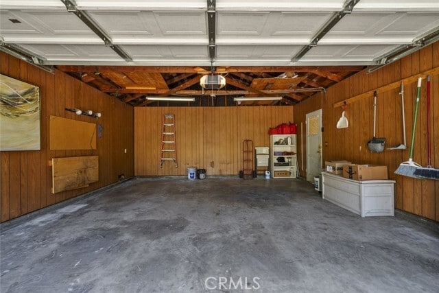Building Photo - 11337 Reseda Blvd