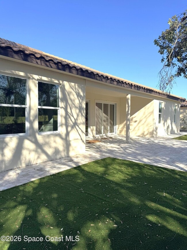 Building Photo - 2891 Edington Dr